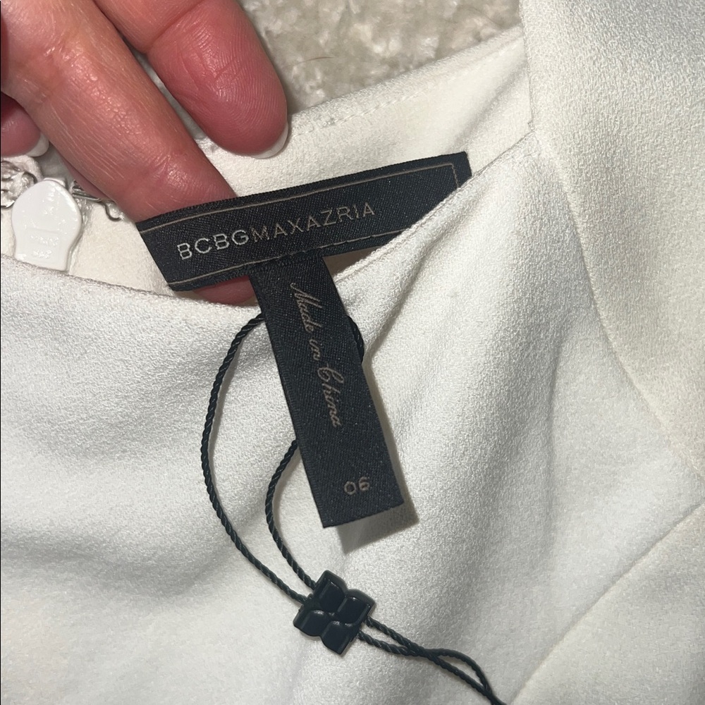 NEW BCBGMaxAzria Cream Sleeveless Dress - Picture 4 of 8